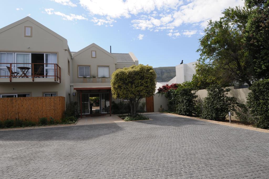 Bamboo Guest House Hermanus Exteriör bild