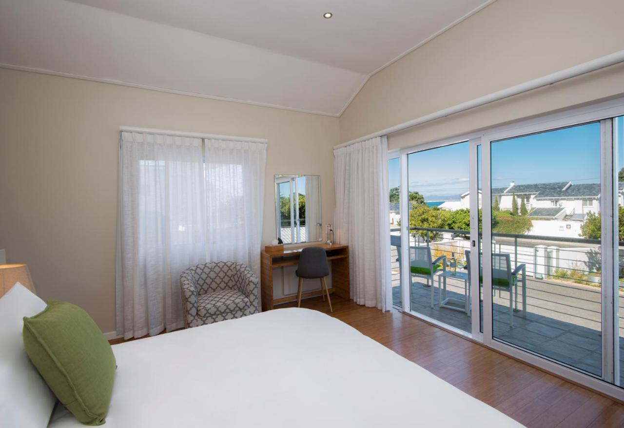 Bamboo Guest House Hermanus Exteriör bild