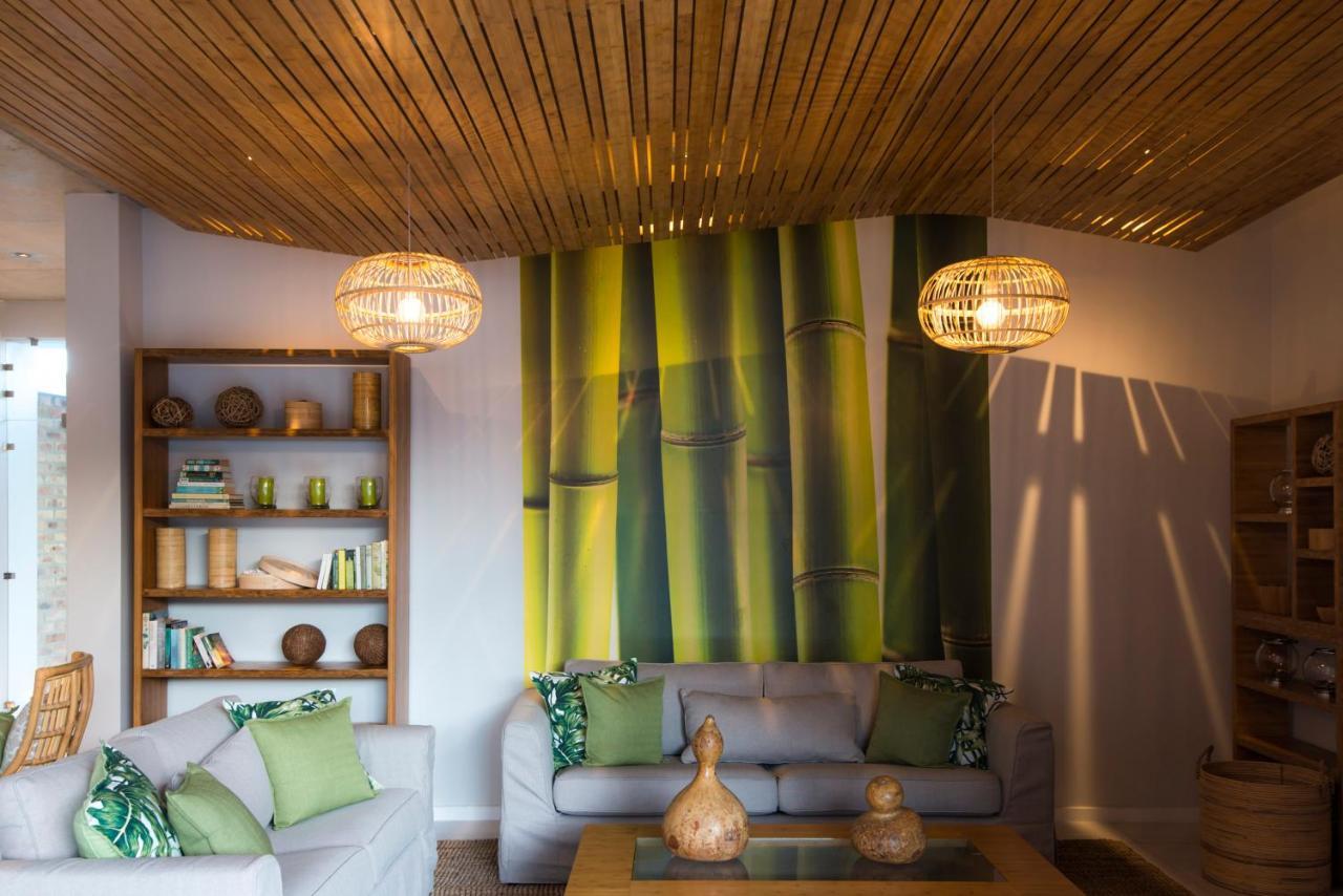 Bamboo Guest House Hermanus Exteriör bild